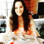 Lori McCurdy - @lorelai_anne - Instagram