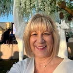Lori Wilson - @lorimoneycoach - Instagram
