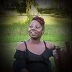 Lori Neely - @lori.neely.127 - Instagram
