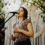Lorine - @lorineingold.music - Instagram