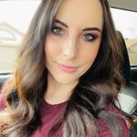 Lori Neil - @lorishmorii - Instagram
