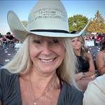 Lori Miller Priest - @dunegyrl - Instagram