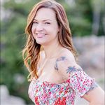 Lori Schenck - @1funfitfamily - Instagram