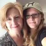 Lori Schlegel - @schleglo - Instagram