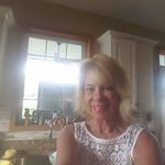 Lori Schweigert - @lorilynnschweigert - Instagram