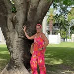 Lori Sides - @lori.sides.50 - Instagram
