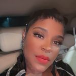 Lori Simms - @lllooorrriii_ - Instagram