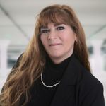 Lorraine Sledge - @lorraine.sledge.kw - Instagram