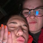 löri & stacy - @dummsels - Instagram
