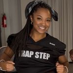 Lori M. - @steppinwithlori - Instagram