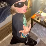 lori_stranger - @lori_towild - Instagram