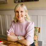 Lori Thomas - @stylesmarts - Instagram