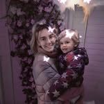 Lori Thomas - @lori52033 - Instagram