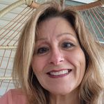 Lori Trudeau Wilton - @trudeauwilton - Instagram