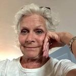 @loriwheatley_pierce - Instagram