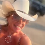 Lori Wiese-Jurgensen - @loriwezee - Instagram