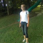 Lori Yoder - @loriyoder98 - Instagram