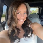Lori Burke - @lorz_96 - Instagram