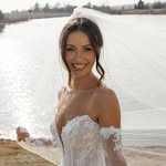 Lori Burke - @loriaburkee - Instagram