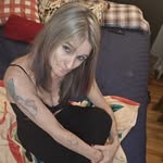Lori Nicholson - @peachesskye7 - Instagram