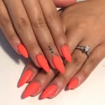 Lorie Riley Nail Technician - @loriedoesnails - Instagram