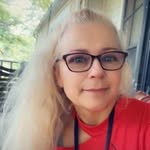 Lorie HoneyBee Fizzn - @loriestanley8 - Instagram