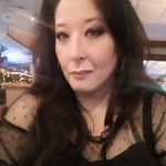 Lorinda Bates - @lovly.lori - Instagram