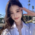 Lorna Chen - Facebook