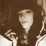 Lorna Löwenherz - @lornalowenherz - Instagram