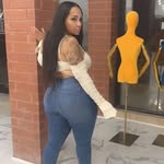 Lorraine Ashton - @lorraineashton10 - Instagram