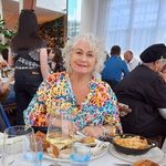Lorraine Baumgart - @baumgartlorraine - Instagram