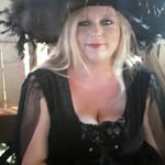 Lorraine Boyer-Kanipes - @loriboyerkanipes - Instagram