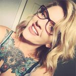 Casey Lorraine Yuenger - @casey.lorraine.lookbook - Instagram