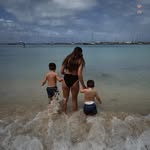 Lorraine Cone - @matuckarollolz - Instagram