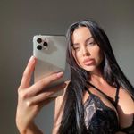 Lorraine Flowers - @lorraineflowers60 - Instagram