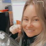 Lorraine Kirk - @lainykscentsy - Instagram