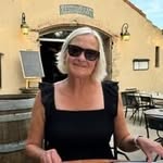 Lorraine Knight - @lorraineknight17 - Instagram