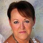Lorraine Mace - @mace_lorraine - Instagram