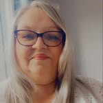 Lorraine Oakley - @lozzao28 - Instagram