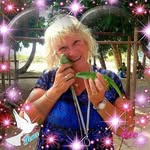Lorraine Squires - @lorraine.squires.71 - Instagram