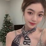 龙雨 - @lorraine_yur - Instagram
