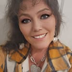Lorri Kelly - @storm6886 - Instagram