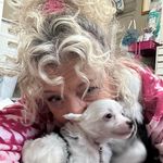 Lori Boyd Elrod - @jammiejamsfor_dogs - Instagram