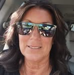 Lorrie Lee - Facebook