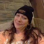 Lori Palmer - @footballmom91 - Instagram