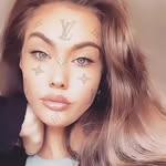 Lottie Richards - @marthhdw - Instagram