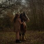 Lottie Watts - @lottie_equestrian.32 - Instagram