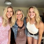 Lou Bartlett - @loubartz - Instagram