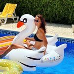 Lou Baxter - @loubaxter - Instagram