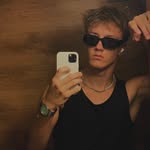 @loubl_ank - Instagram
